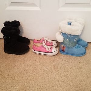 Toddler girl size 6 Converse shoes Frozen boots